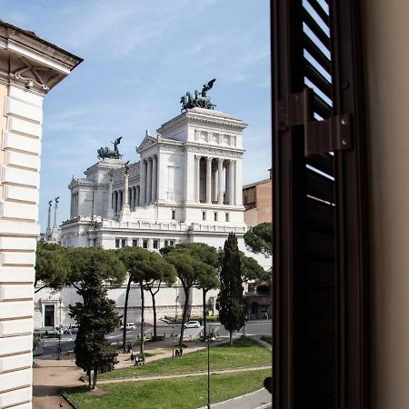 The Best Rent - Apartment With A View On Altare Della Patria ローマ エクステリア 写真